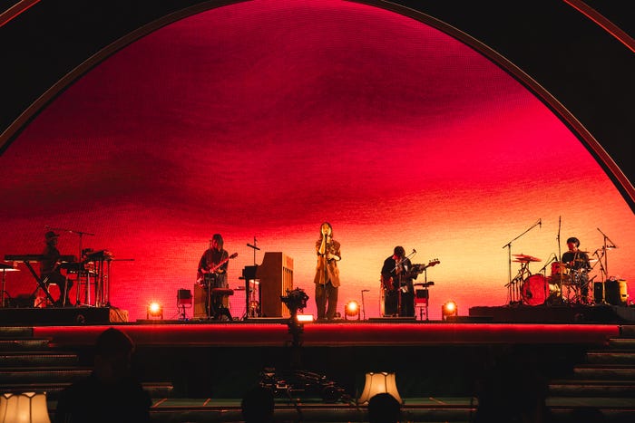 TOMOO/撮影:田中聖太郎写真事務所