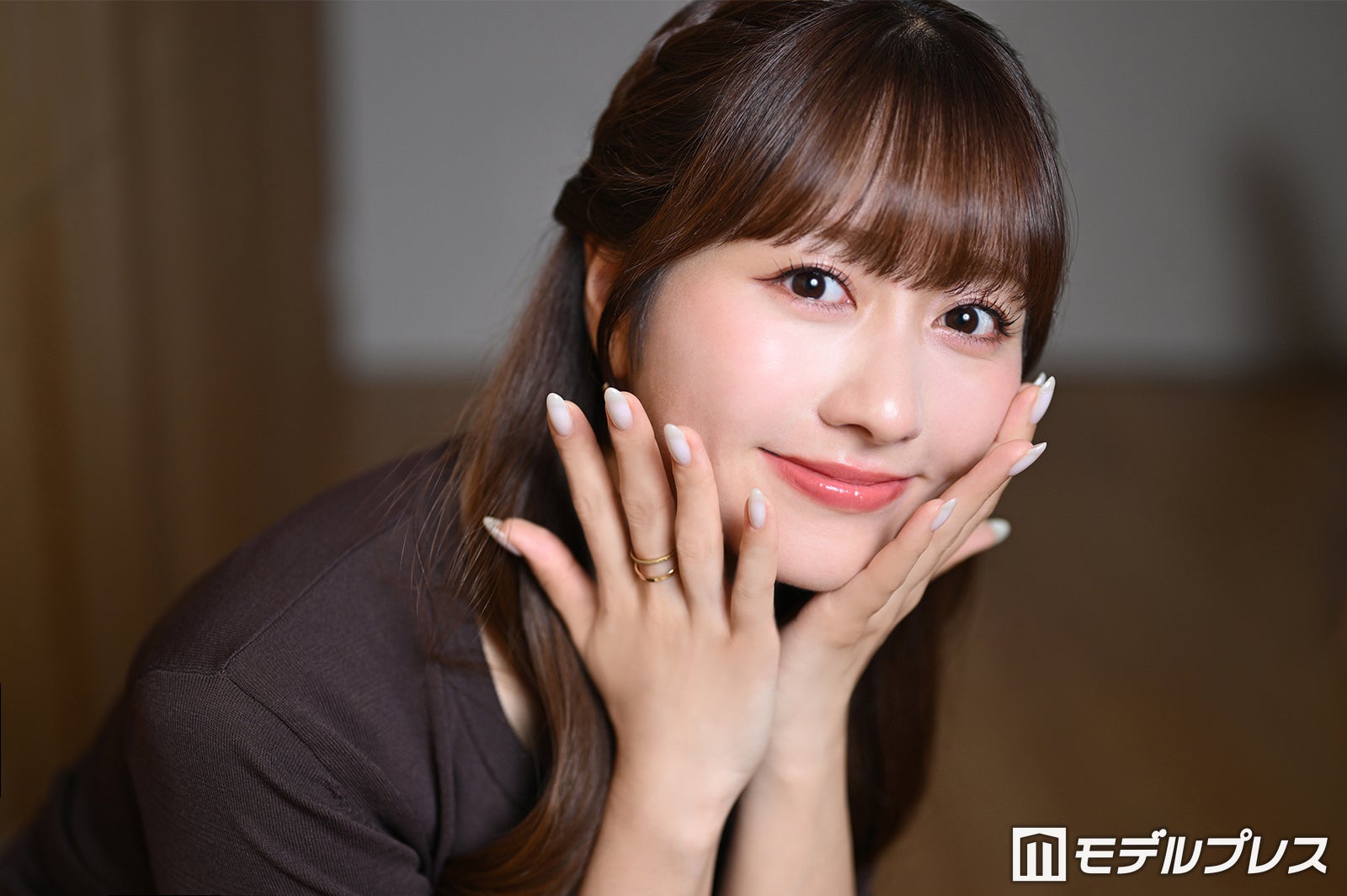ももクロ佐々木彩夏、初写真集の撮影で“1日10食”爆食 30年間の土台はご飯…貫いたこだわりとは「今の等身大の私を」【「ぺろり」インタビュー前編】