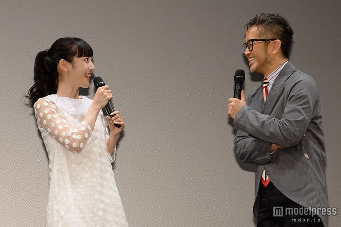 当時の思い出で盛り上がる神田沙也加、宮本亜門氏