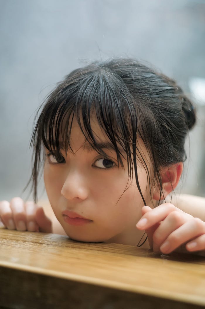 齋藤飛鳥(C)細居幸次郎/集英社