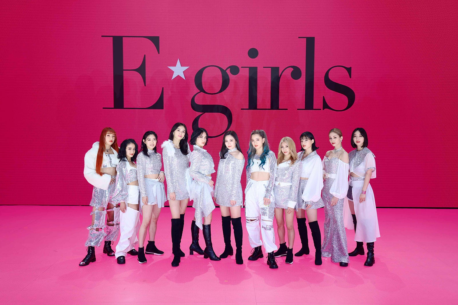 E-girls、解散前のラストライブで涙「始まっちゃったら終わっちゃう