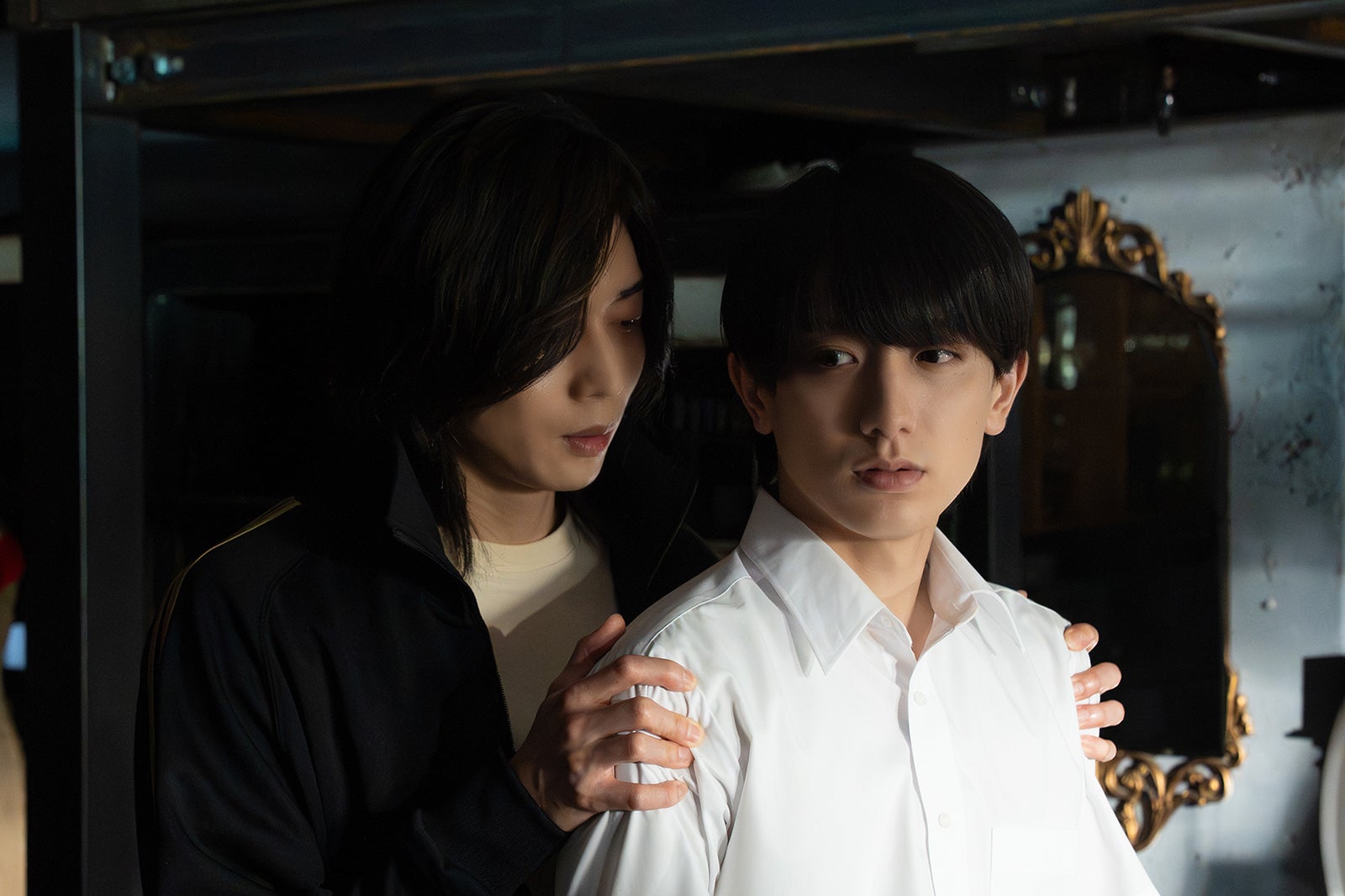 染谷俊之、小西詠斗「UNREAL-不条理雑貨店-」最終話（C）「UNREAL-不条理雑貨店-」製作委員会