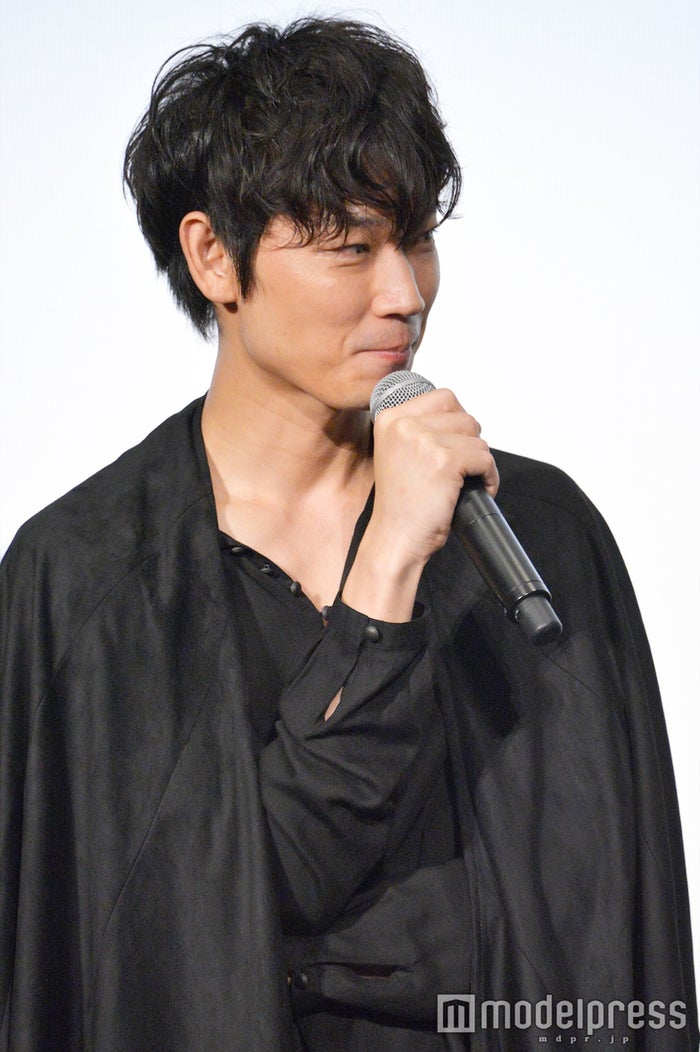 綾野剛 嵐 愛あふれる 二宮和也からストップ入るが止まらず ラストレシピ 麒麟の舌の記憶 モデルプレス