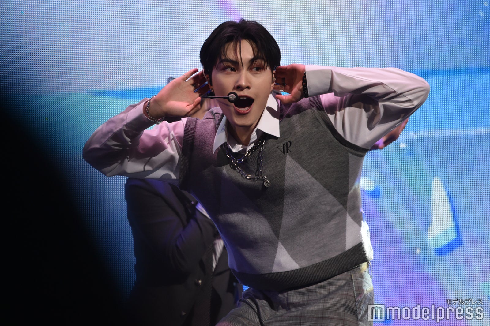 レンタ（C）モデルプレス