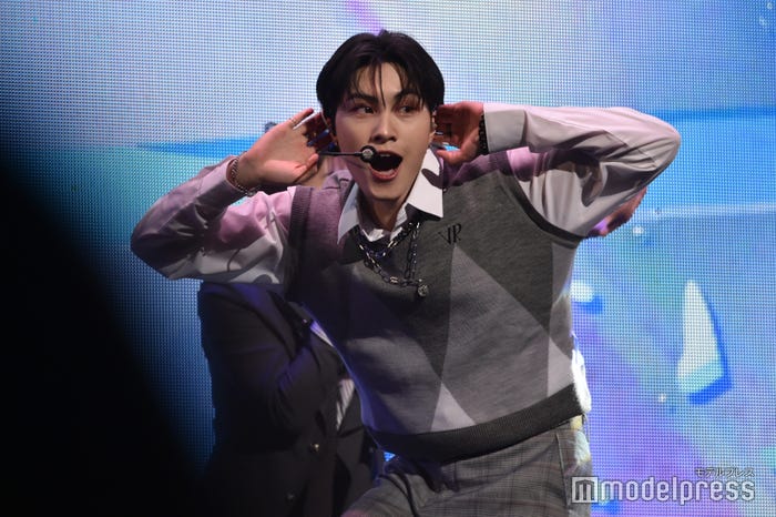 TO1(C)モデルプレス