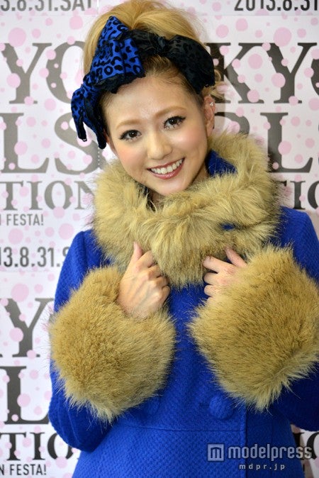 AAA伊藤千晃、恋愛観＆スタイルキープの秘訣を明かす　モデルプレスインタビュー