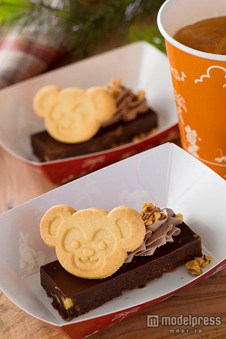 チョコレートブラウニー¥350(C)Disney