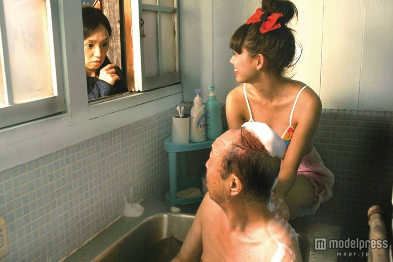 映画場面カット／（C）2013映画「四十九日のレシピ」製作委員会　