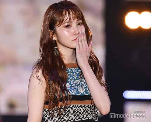 日向坂46加藤史帆、笑顔封印クールなランウェイで投げキス ギャップで魅了<GirlsAward 2019 SPRING/SUMMER>