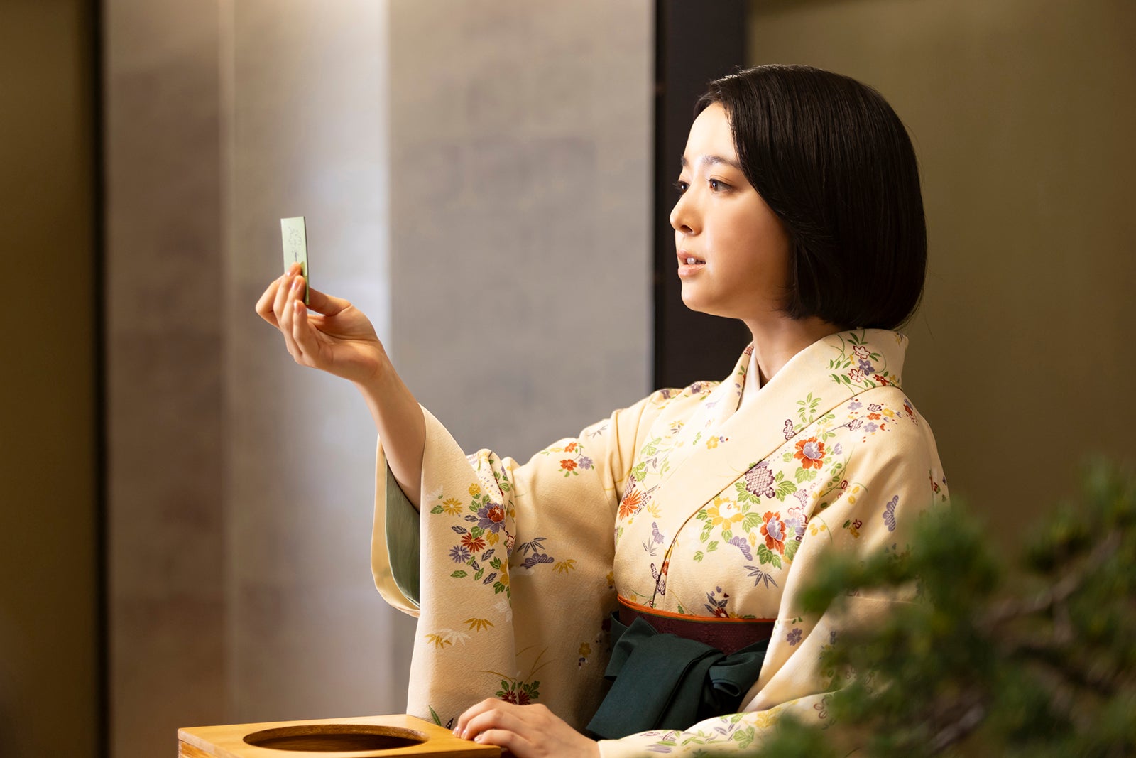 「ちはやふる」最終回、かなちゃん（上白石萌音）の薬指に注目集まる「いつの間に」「粋な演出」プロポーズオフショットも公開