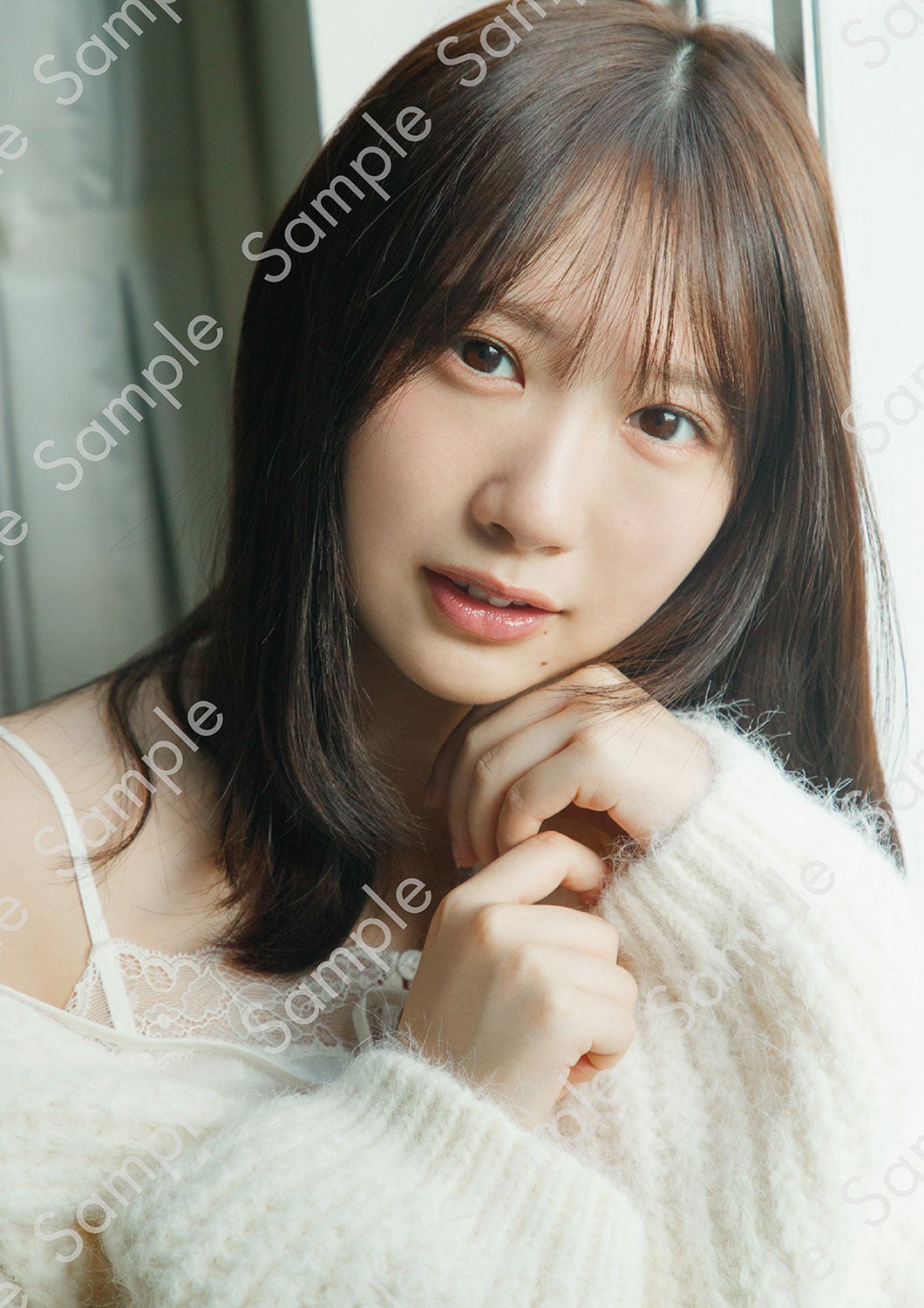 日向坂46藤嶌果歩、色とりどりな表情魅せる 1st写真集“書店別特典”ポストカード11種＆ポスター6種公開【果実の歩幅】