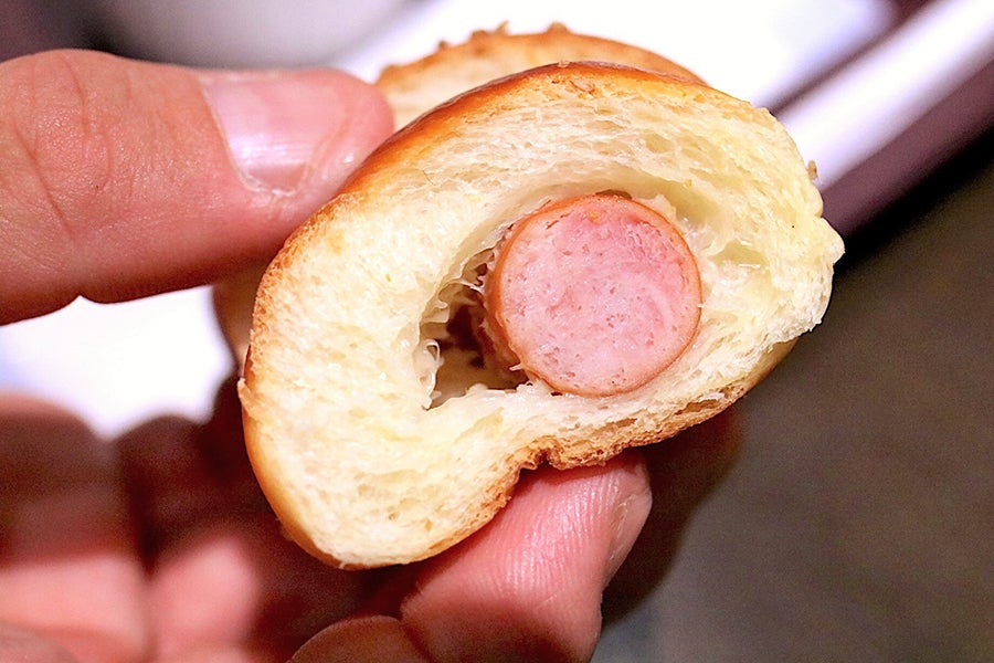 ドゥ マゴ東急のれん店 ウインナーロール