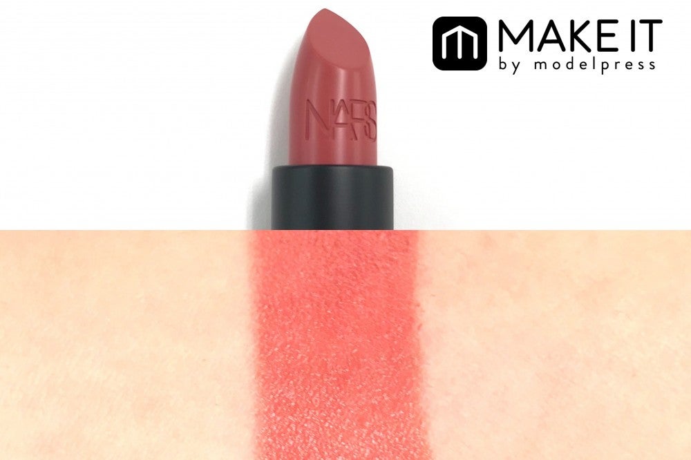 NARS リップスティック／2914／3,300円（税抜） (C)メイクイット