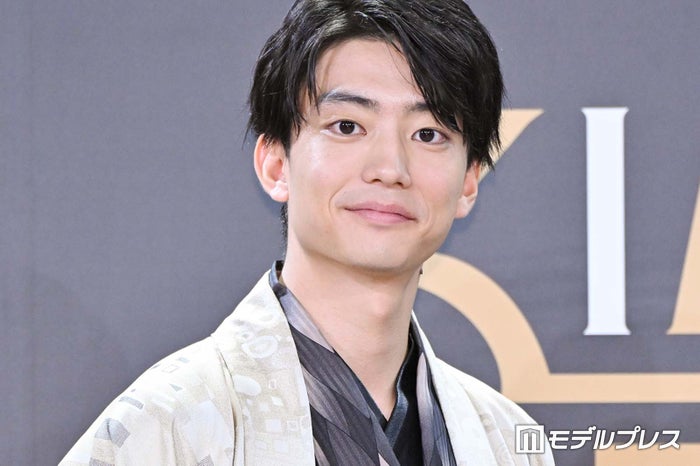 伊藤健太郎、90歳の祖母との2ショット公開「雰囲気が似てる」「美しい」と反響