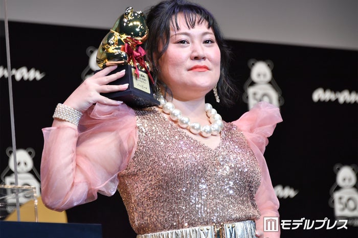 フォーリンラブ・バービー「冷蔵庫の賞味期限切れてたメンバー」で作った手料理公開「サラダと炒めるの斬新」「理想の朝食」の声