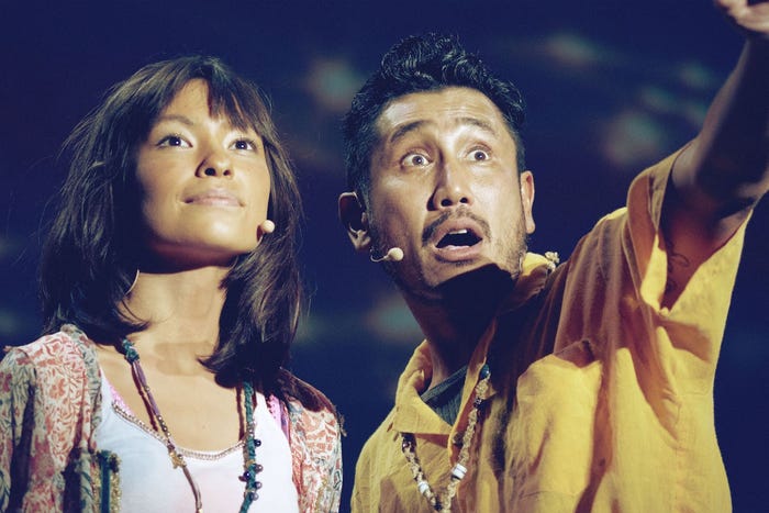 太田莉菜、渋川清彦/ライブシネマ『怪獣の教え』横浜公演より(撮影:TAKAMURADAISUKE)