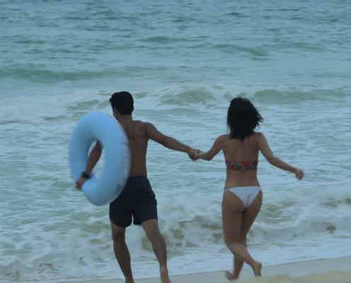 【テラスハウス・ハワイ編】大志&智可子、海デートへ 水着で美ボディ披露も…デート中の行動にスタジオからツッコミ