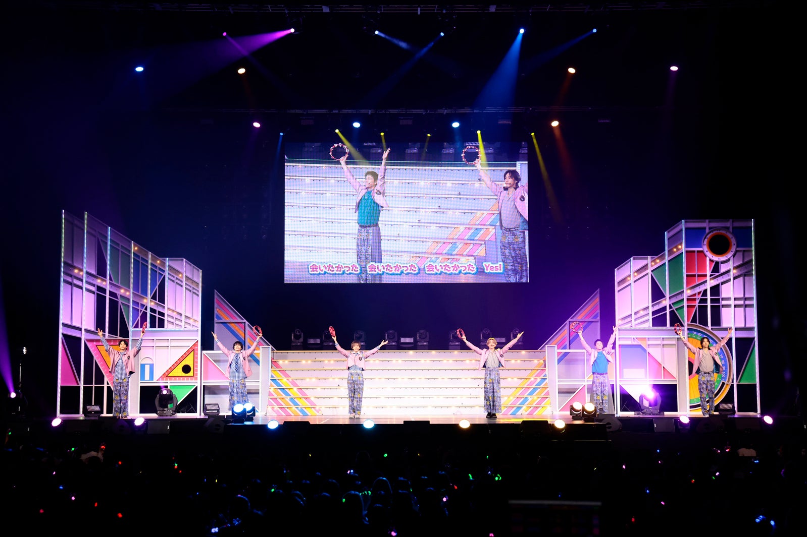 FANTASTICS（FANTASTIC6）「BACK TO THE MEMORIES PART4」（提供写真）