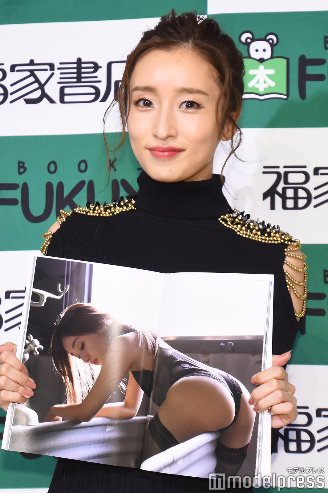 梅田彩佳（C）モデルプレス