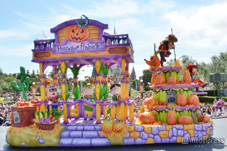グーフィーたちのハロウィーンゲームコーナーのフロート／ハッピーハロウィーンハーベスト