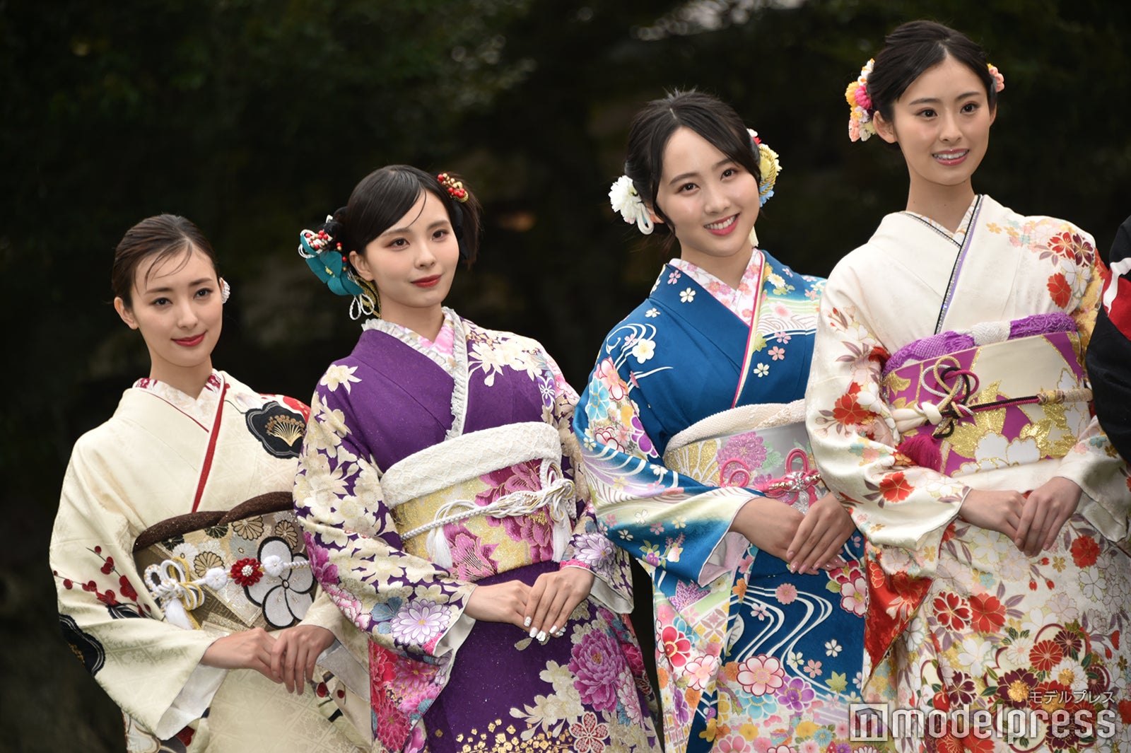 宮本茉由、川口ゆりな、本田望結、井本彩花（C）モデルプレス