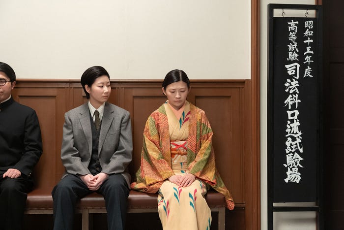 土居志央梨、伊藤沙莉「虎に翼」第29話(C)NHK