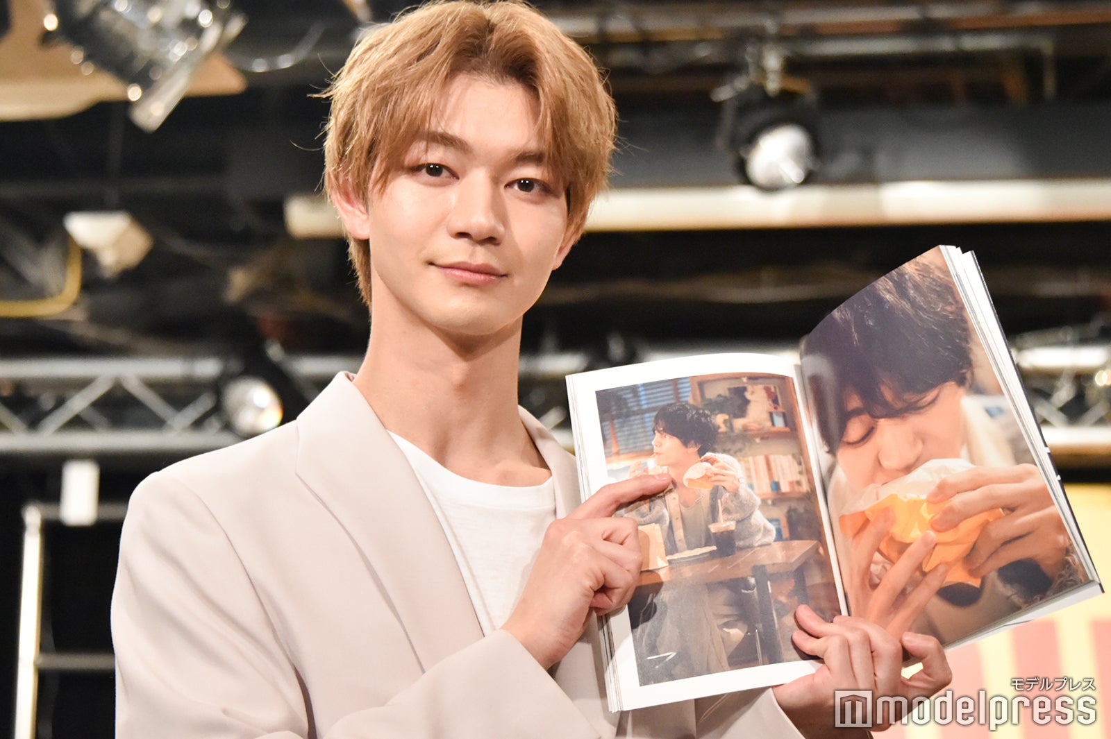 ルーチェではなく自分にフォーカスが当たったお気に入りショットを聞かれ選んだページ／吉澤要人（C）モデルプレス