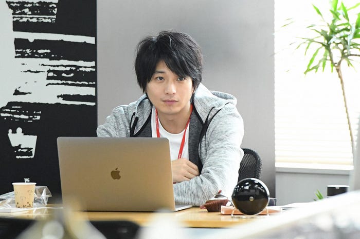 向井理/「わたし、定時で帰ります。」第4話より(C)TBS