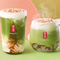 わらびもち 黒糖抹茶ミルクティー(ICED)Mサイズ650円、わらびもち 黒糖抹茶ミルクティー(HOT)Sサイズ650円/提供画像