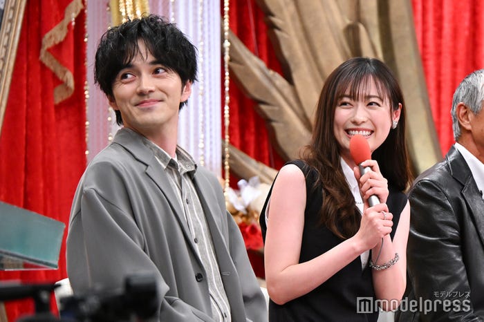 林遣都、福原遥(C)モデルプレス