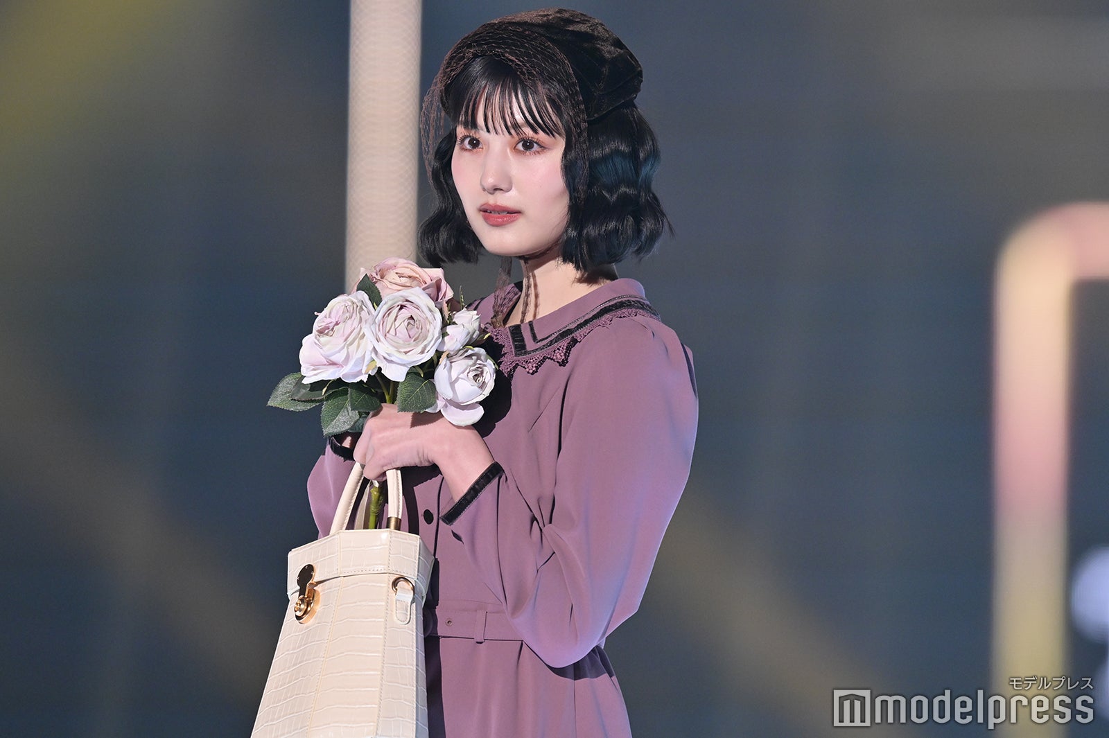 鶴嶋乃愛＆川口ゆりな、ディズニー満喫 密着ショット公開