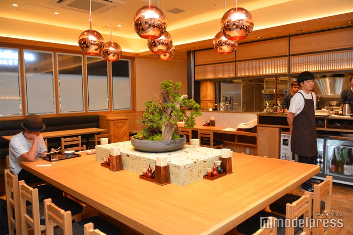 土鍋炊ごはん なかよし（C）モデルプレス