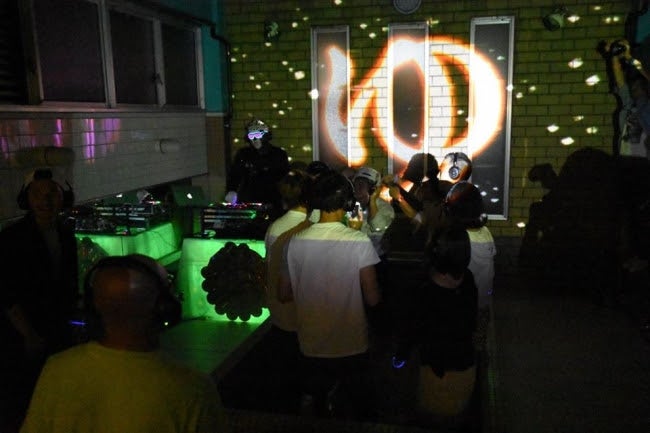 風呂もフロアも沸く「ダンス風呂屋」再び！風呂ダンサーも現れパワーアップ