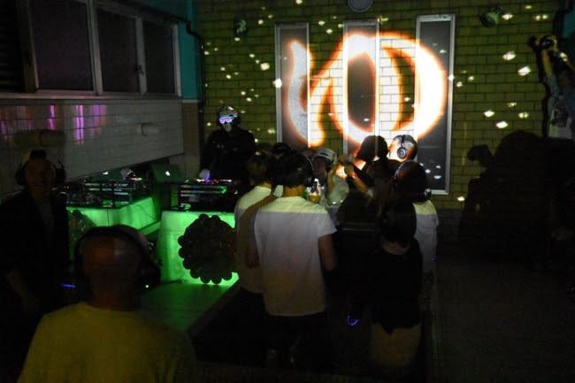 風呂もフロアも沸く「ダンス風呂屋」再び!風呂ダンサーも現れパワーアップ