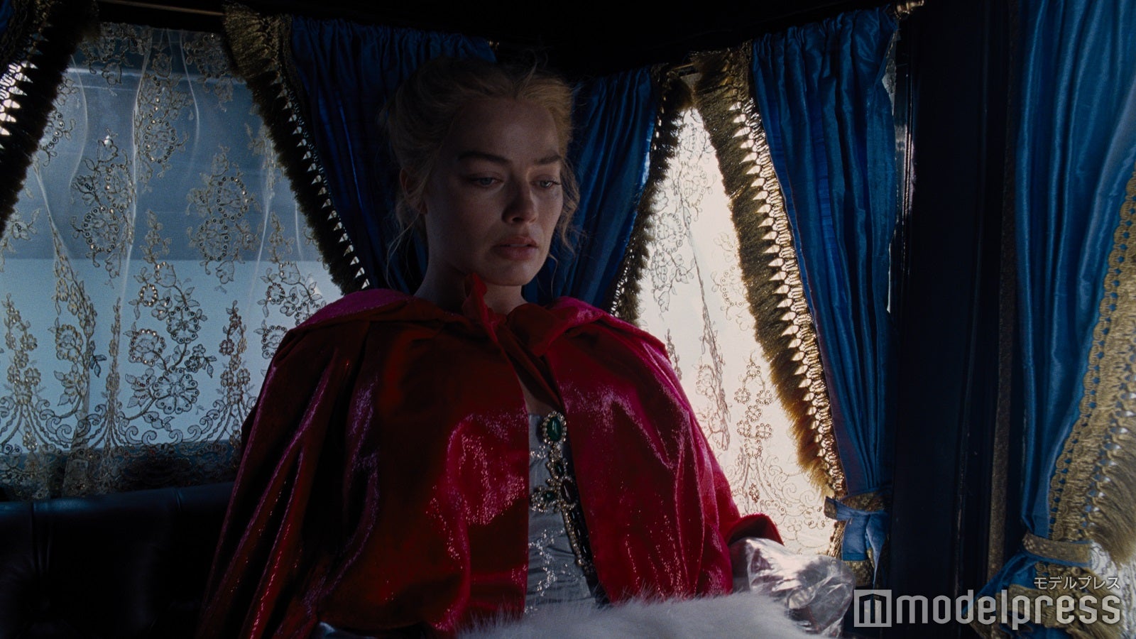 『嵐が丘』より（C）2026 Warner Bros. Entertainment Inc. All Rights Reserved.