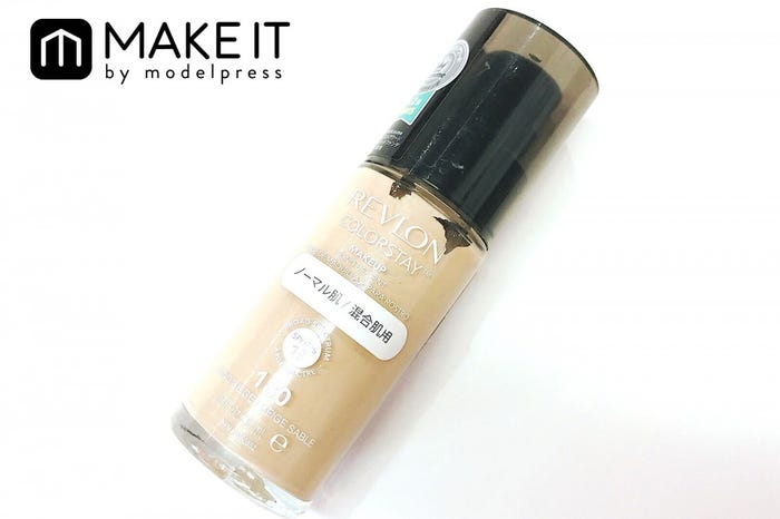 レブロン/カラーステイメイクアップ/SPF15/180/2,000円(税抜) (C)メイクイット