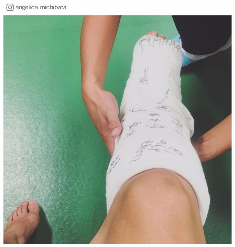 24日の更新でもリハビリを公開／道端アンジェリカInstagramより