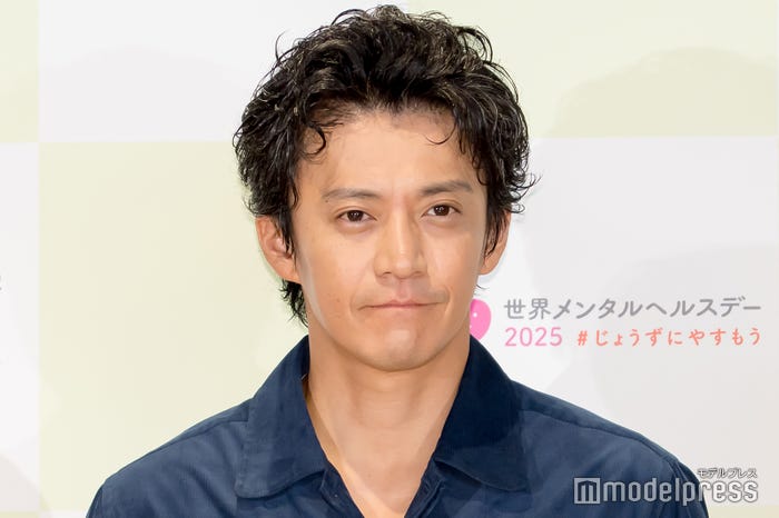 小栗旬(C)モデルプレス