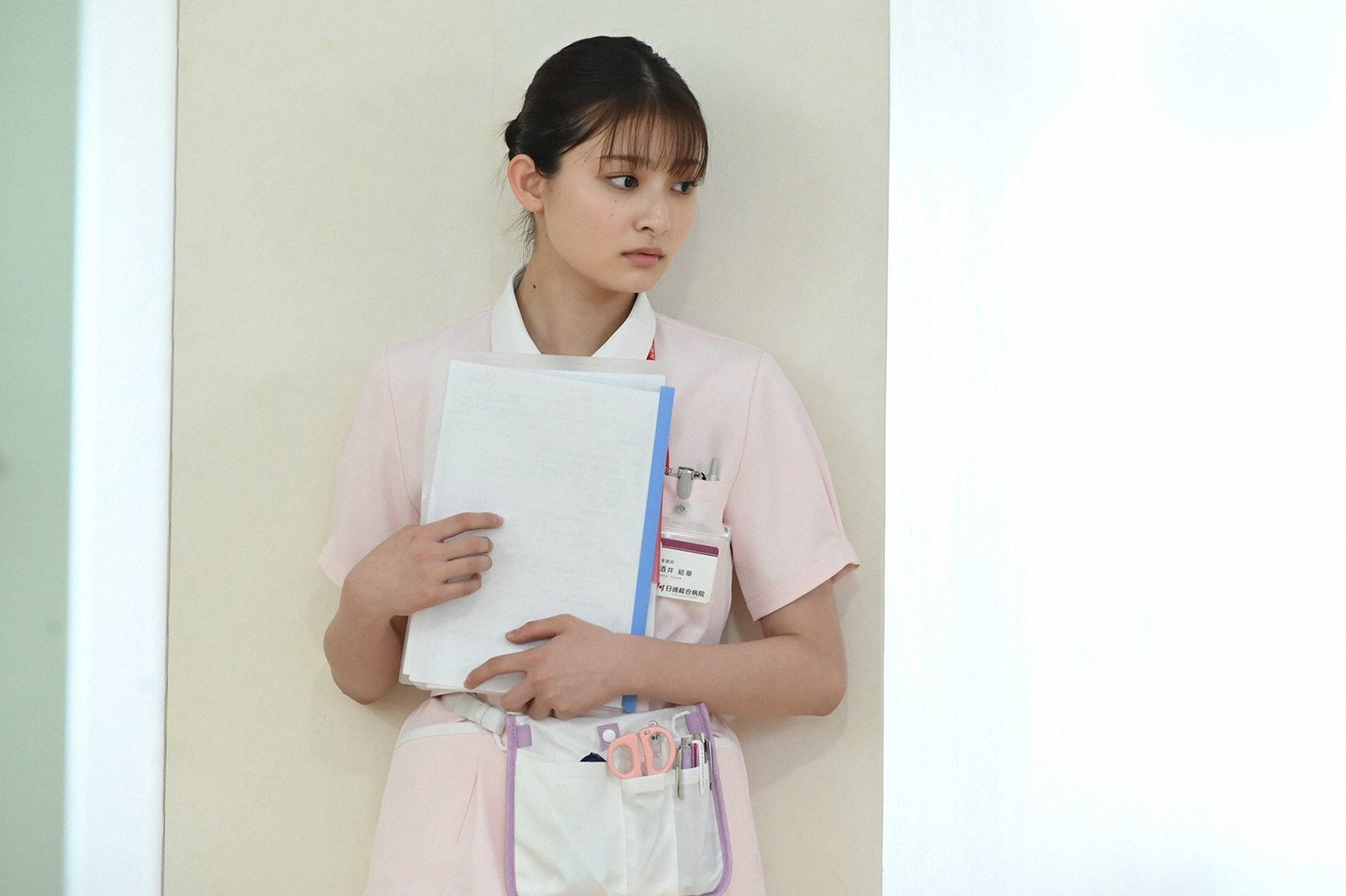 吉川愛／「恋はつづくよどこまでも」第7話より（C）TBS