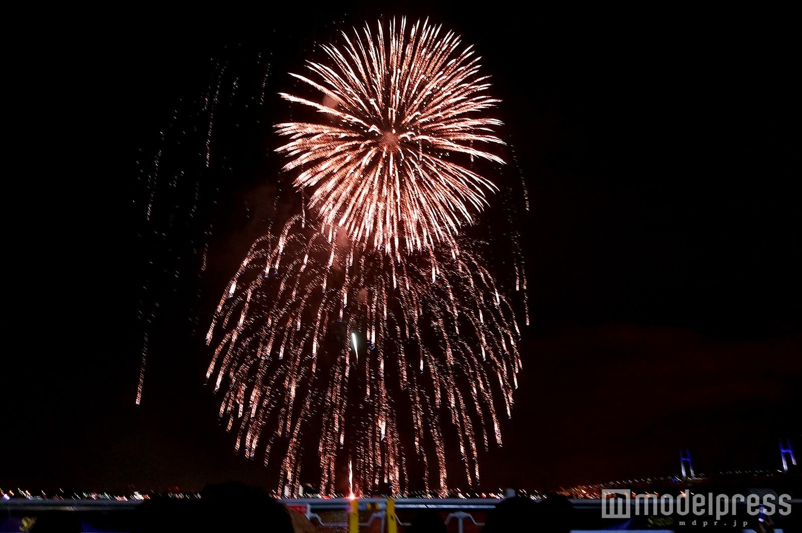 花火もこんなに鮮明に／「Galaxy S7 edge」で撮影（C）モデルプレス