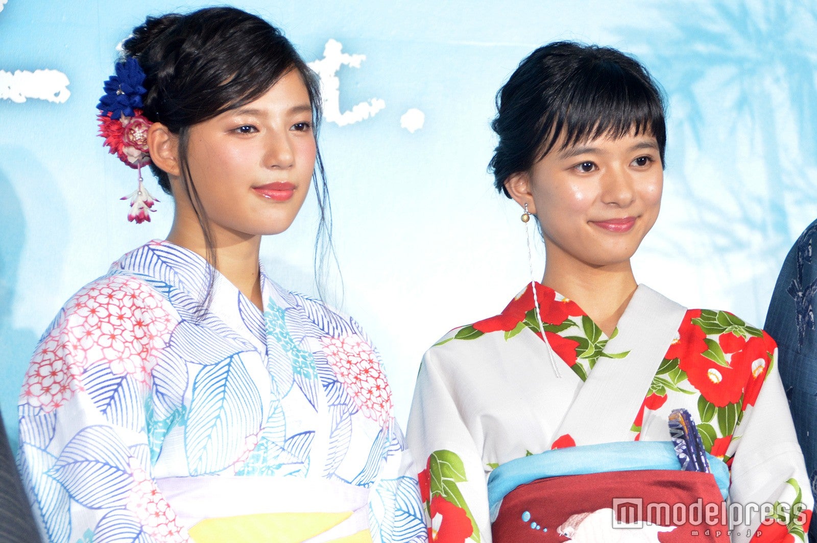 石井杏奈、芳根京子（C）モデルプレス