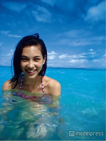 水原希子／写真集「Girl」より