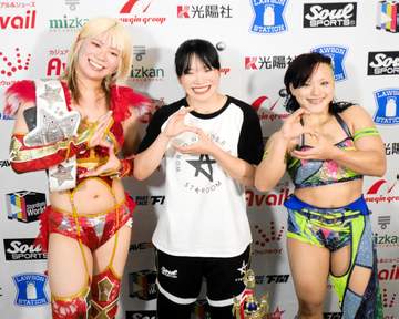 羽南がワンダーV2防衛！飯田沙耶との同門対決制す「一緒にSTARSを盛り上げていこう」岩谷麻優の伝統ユニットに思い【スターダム】