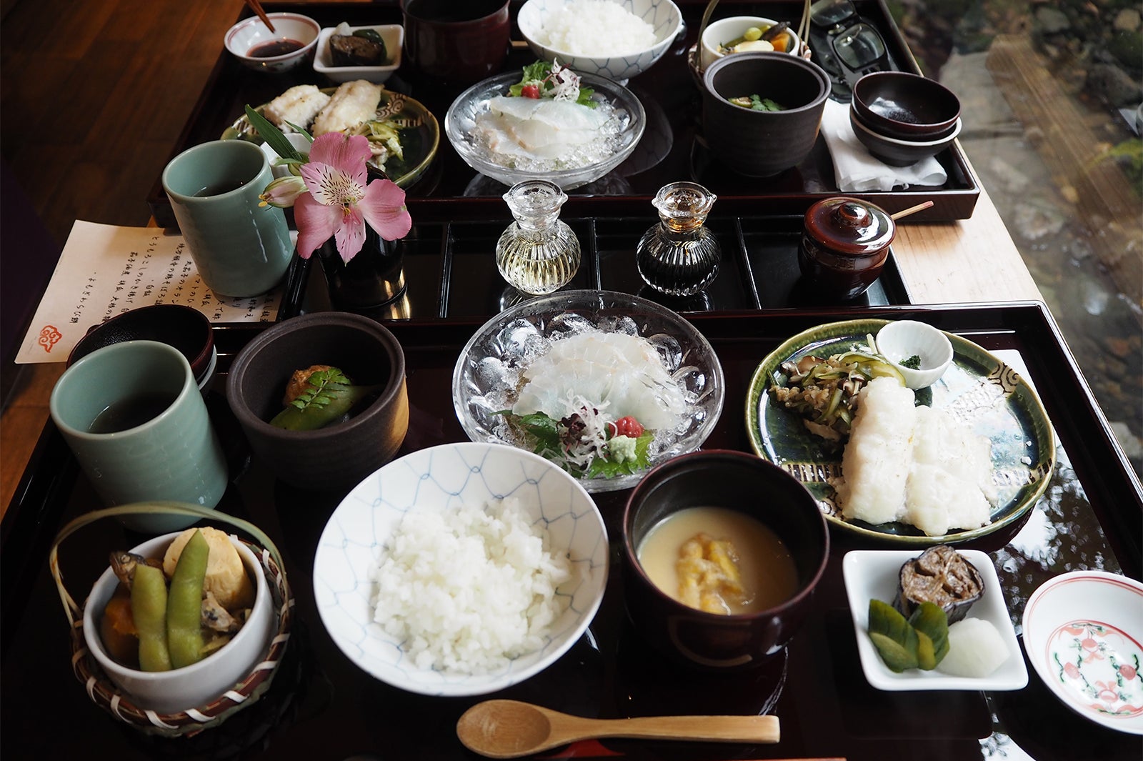 OKUのおばんざいランチは品数も多く大満足（提供画像）