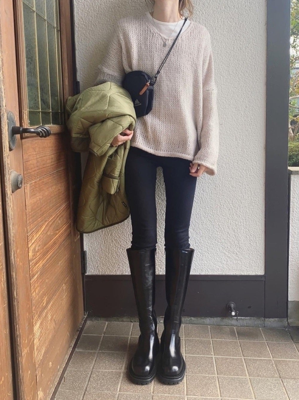 1本あれば万能 Gu 黒パンツ が最強すぎ おしゃれさんの着こなし5style モデルプレス 1本あれば万能 Gu 黒パンツ が最強すぎ おしゃれさんの着こなし5style モデルプレス