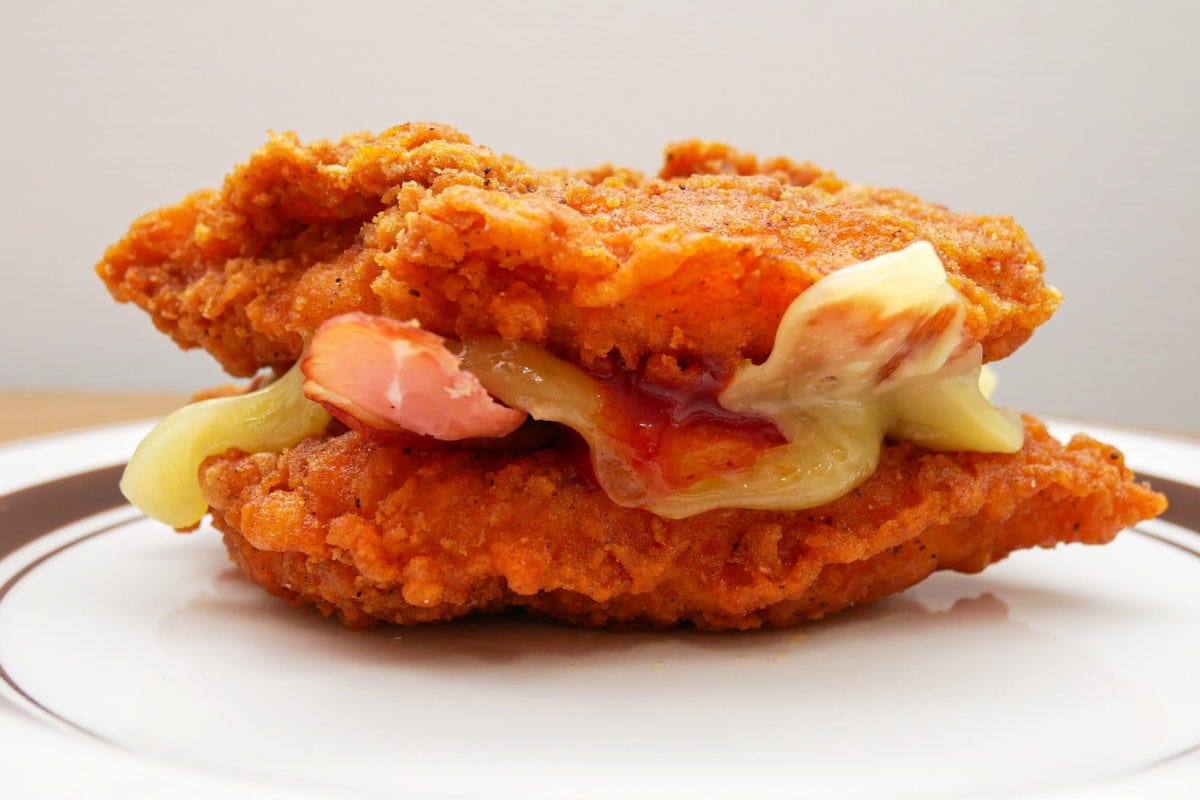 ホットワイルドチキンサンド