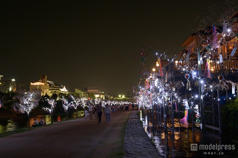 鴨川会場／竹と灯りの散策路／写真提供：京の七夕実行委員会