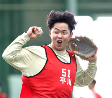 広島ドラ1・平川 シャトルランで苦悶 同組2人に先行され「疲れました」新人合同自主トレ初日