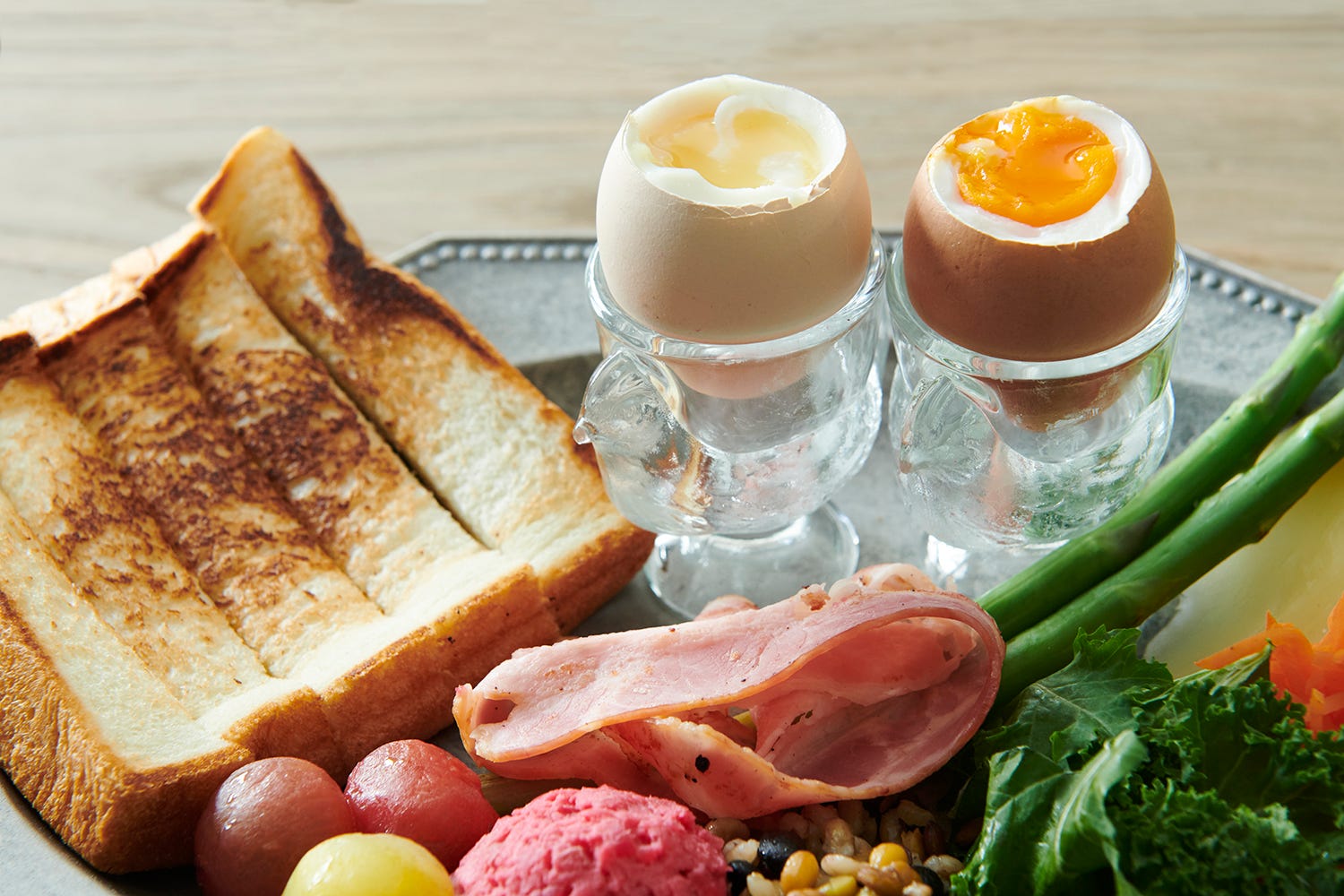 東京「プルミエメ」“理想の朝食”を1日中楽しめる隠れ家カフェ