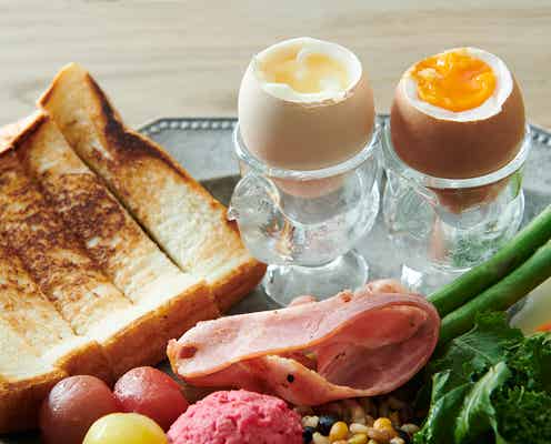 東京「プルミエメ」“理想の朝食”を1日中楽しめる隠れ家カフェ